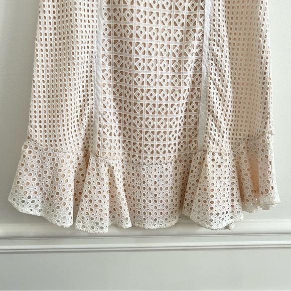 Anthropologie HD in Paris Georgia Eyelet Lace Dress in White size 4 - Picture 12 of 13